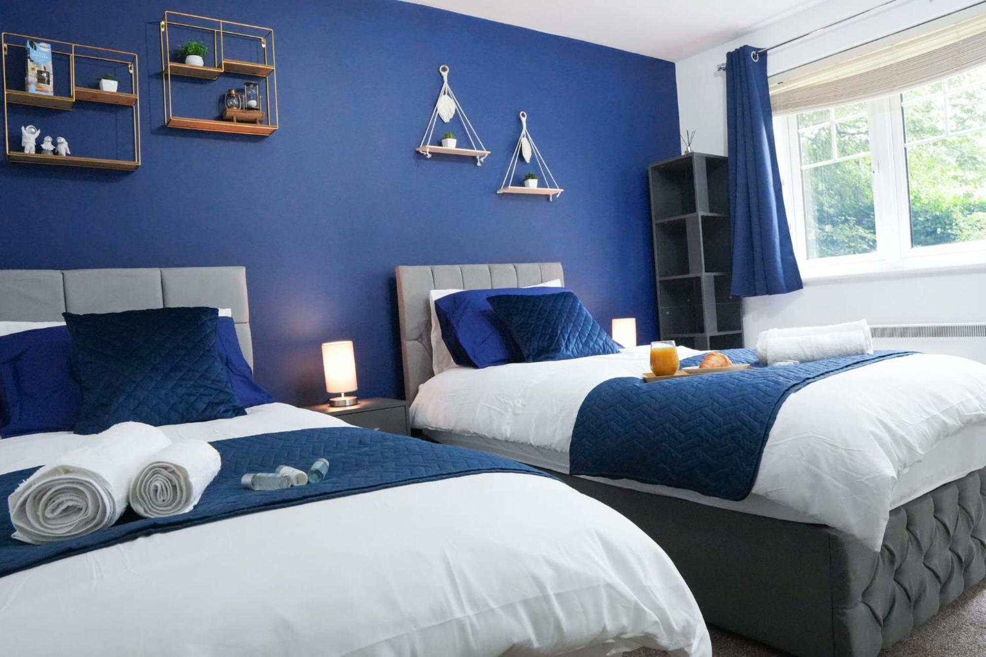 Whole 2-Bed Apartment - Contractors, Professionals, Ulez Free, Free Parking, B'Ham City 10Mins Birmingham Eksteriør bilde
